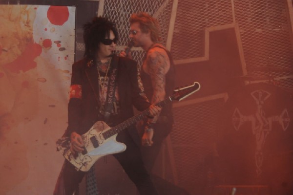 Sixx:A.M. at the Verizon Wireless Amphitheater, Selma, Texas