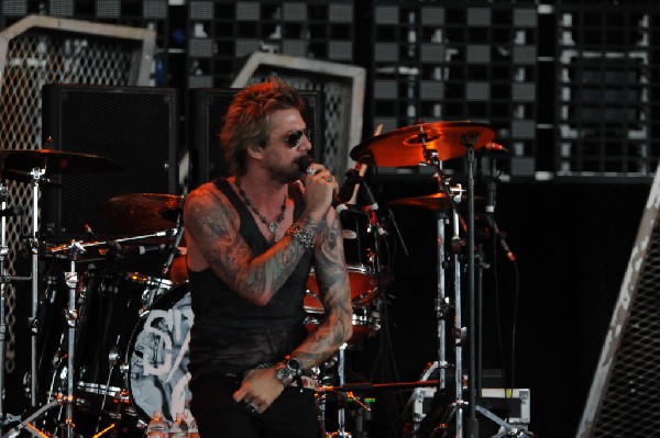 Sixx:A.M. at the Verizon Wireless Amphitheater, Selma, Texas