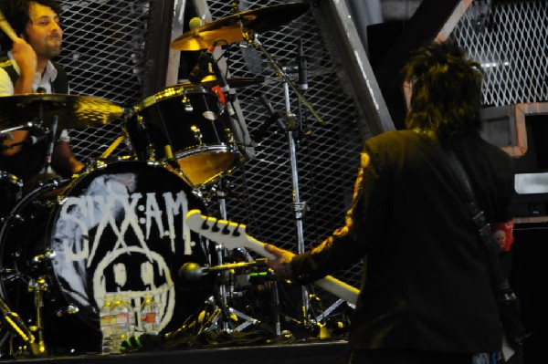 Sixx:A.M. at the Verizon Wireless Amphitheater, Selma, Texas