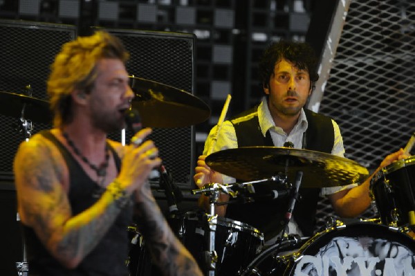 Sixx:A.M. at the Verizon Wireless Amphitheater, Selma, Texas