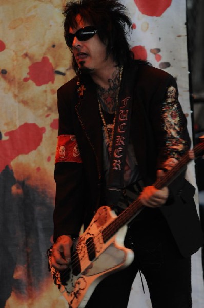 Sixx:A.M. at the Verizon Wireless Amphitheater, Selma, Texas