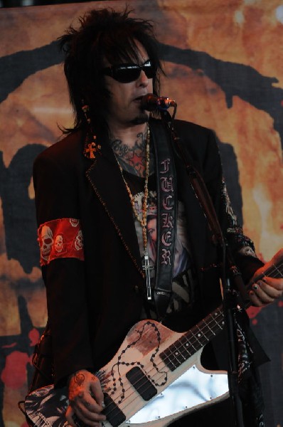 Sixx:A.M. at the Verizon Wireless Amphitheater, Selma, Texas