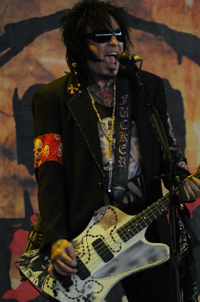 Sixx:A.M. at the Verizon Wireless Amphitheater, Selma, Texas