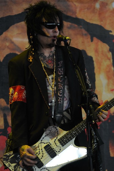 Sixx:A.M. at the Verizon Wireless Amphitheater, Selma, Texas