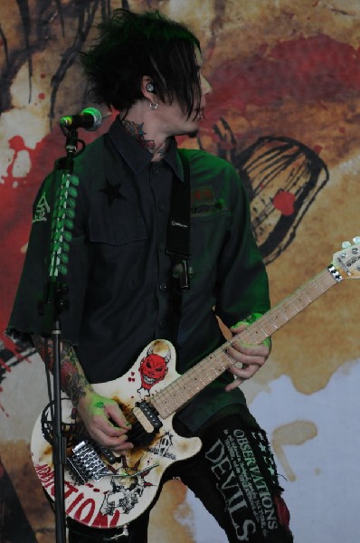 Sixx:A.M. at the Verizon Wireless Amphitheater, Selma, Texas