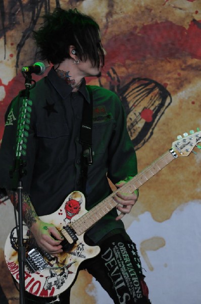 Sixx:A.M. at the Verizon Wireless Amphitheater, Selma, Texas