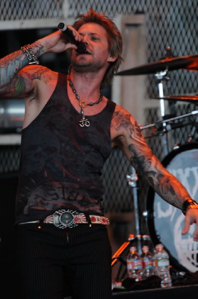 Sixx:A.M. at the Verizon Wireless Amphitheater, Selma, Texas