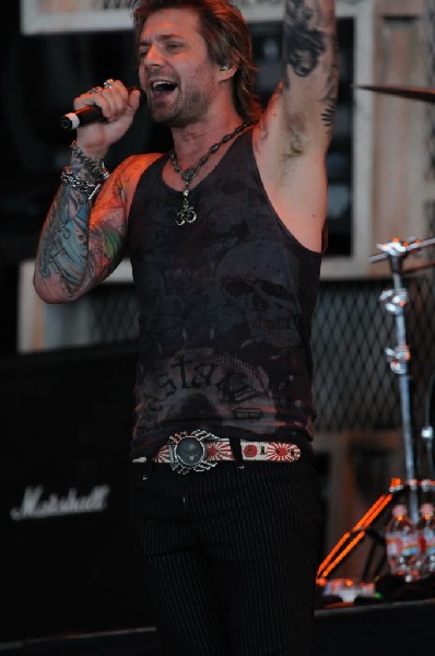 Sixx:A.M. at the Verizon Wireless Amphitheater, Selma, Texas