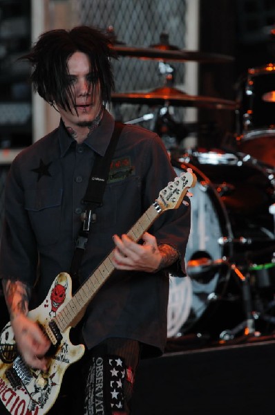 Sixx:A.M. at the Verizon Wireless Amphitheater, Selma, Texas