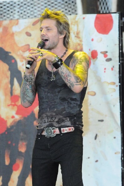 Sixx:A.M. at the Verizon Wireless Amphitheater, Selma, Texas