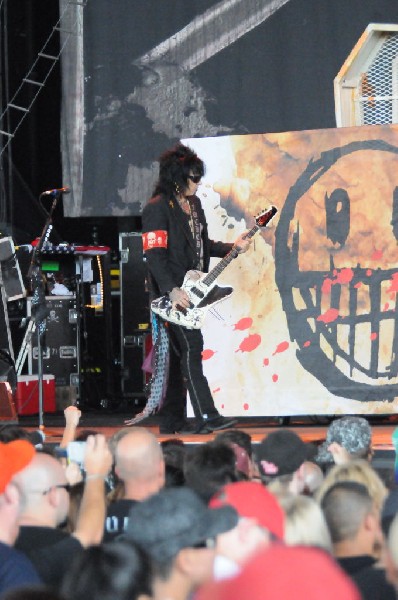 Sixx:A.M. at the Verizon Wireless Amphitheater, Selma, Texas
