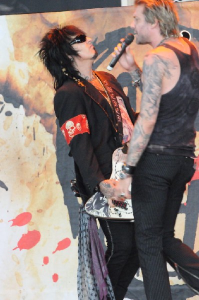 Sixx:A.M. at the Verizon Wireless Amphitheater, Selma, Texas