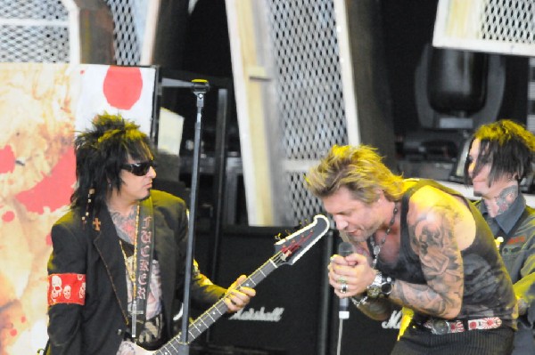 Sixx:A.M. at the Verizon Wireless Amphitheater, Selma, Texas