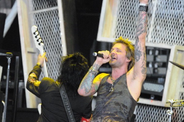 Sixx:A.M. at the Verizon Wireless Amphitheater, Selma, Texas