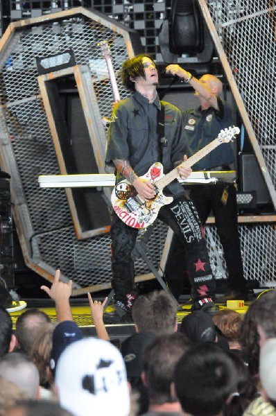 Sixx:A.M. at the Verizon Wireless Amphitheater, Selma, Texas