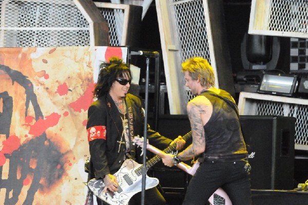 Sixx:A.M. at the Verizon Wireless Amphitheater, Selma, Texas