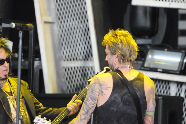 Sixx:A.M. at the Verizon Wireless Amphitheater, Selma, Texas