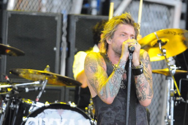 Sixx:A.M. at the Verizon Wireless Amphitheater, Selma, Texas