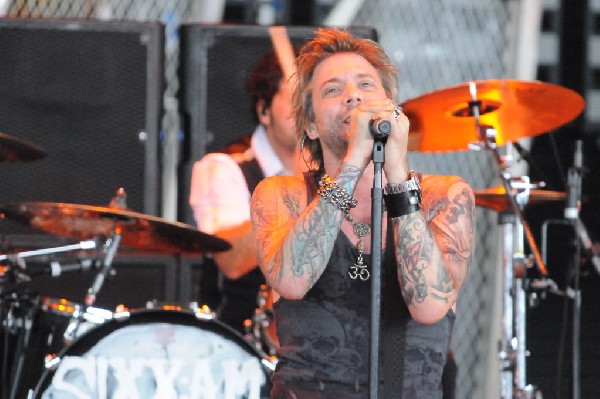 Sixx:A.M. at the Verizon Wireless Amphitheater, Selma, Texas