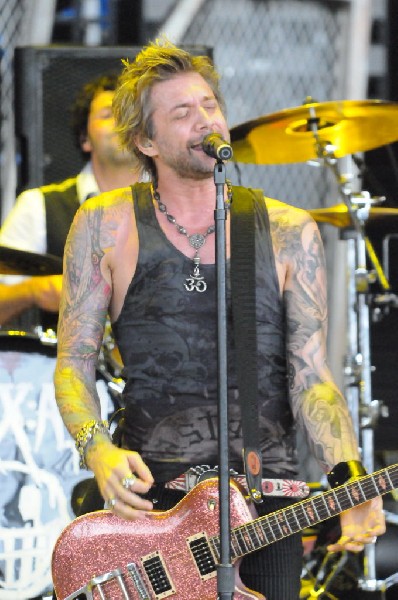 Sixx:A.M. at the Verizon Wireless Amphitheater, Selma, Texas