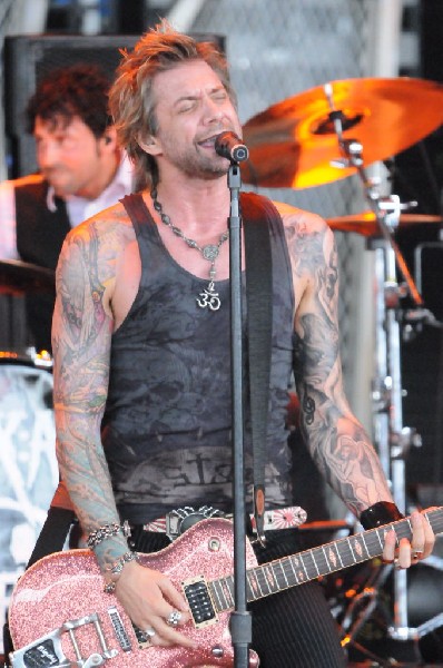 Sixx:A.M. at the Verizon Wireless Amphitheater, Selma, Texas