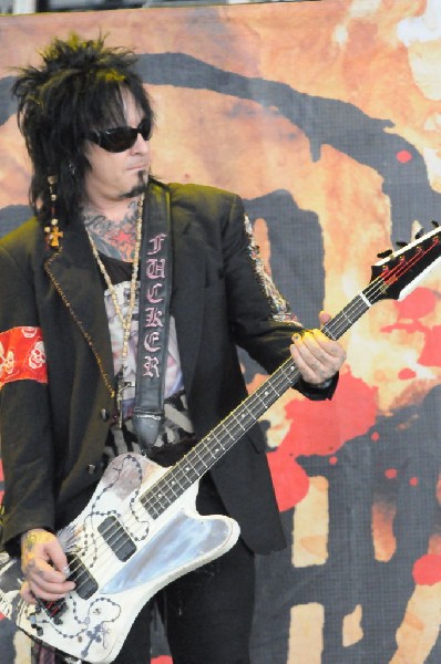 Sixx:A.M. at the Verizon Wireless Amphitheater, Selma, Texas