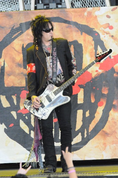 Sixx:A.M. at the Verizon Wireless Amphitheater, Selma, Texas