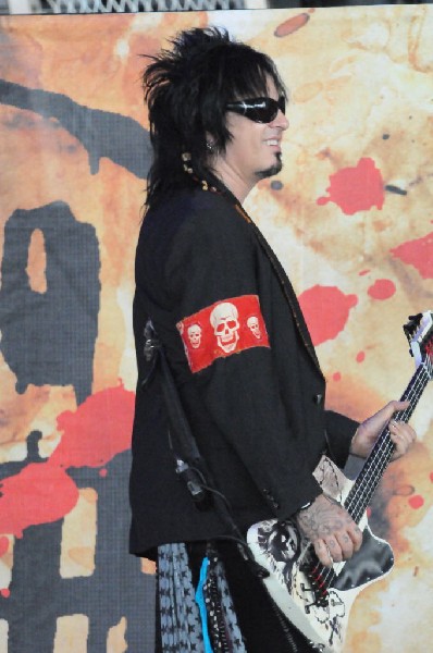 Sixx:A.M. at the Verizon Wireless Amphitheater, Selma, Texas