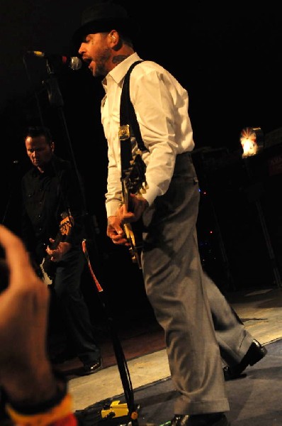 Social Distortion at Stubb's BarBQ, Austin Texas, 11/18/10