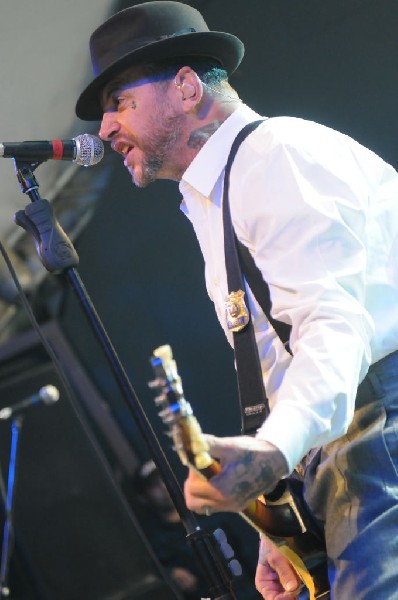 Social Distortion at Stubb's BarBQ, Austin Texas, 11/18/10