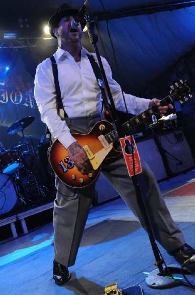 Social Distortion at Stubb's BarBQ, Austin Texas, 11/18/10