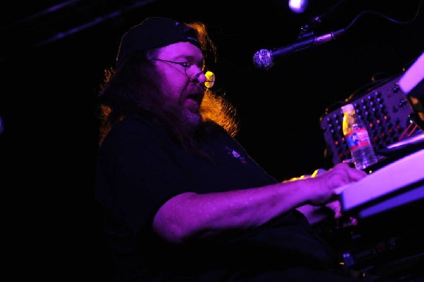 Johnny King and the Solrockers at La Zona Rosa, Austin, Texas, 05/05/10