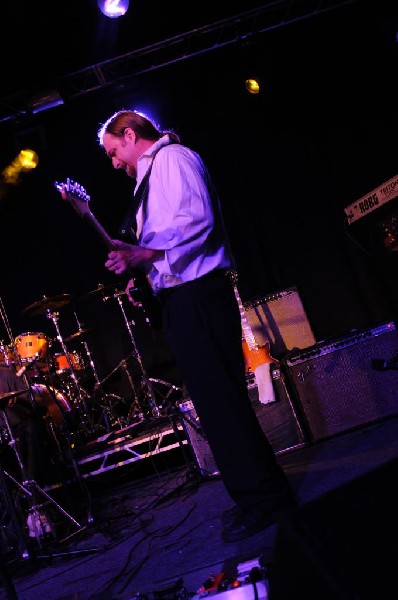 Johnny King and the Solrockers at La Zona Rosa, Austin, Texas, 05/05/10