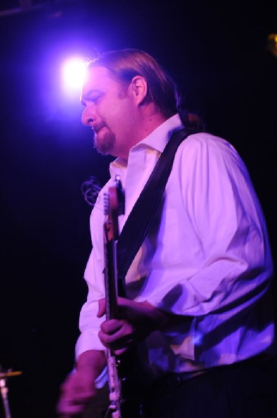 Johnny King and the Solrockers at La Zona Rosa, Austin, Texas, 05/05/10