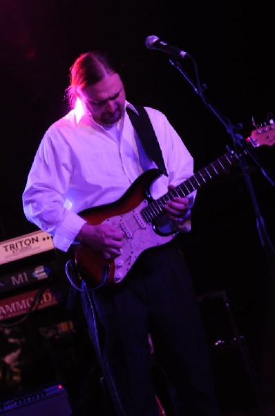 Johnny King and the Solrockers at La Zona Rosa, Austin, Texas, 05/05/10