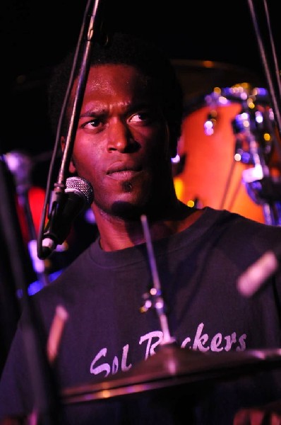 Johnny King and the Solrockers at La Zona Rosa, Austin, Texas, 05/05/10