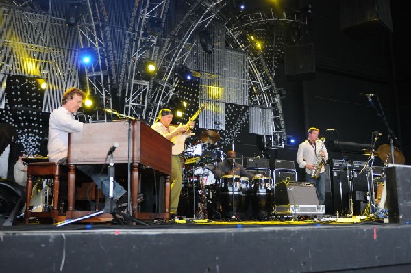 Steve Winwood at the  Verizon Wireless Amphitheater