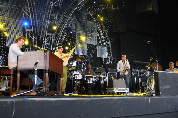 Steve Winwood at the  Verizon Wireless Amphitheater