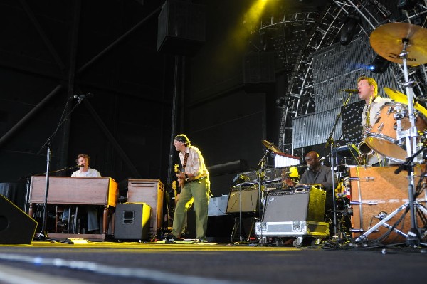 Steve Winwood at the  Verizon Wireless Amphitheater