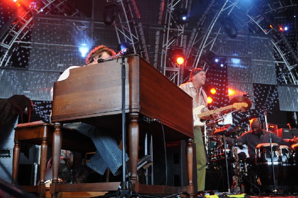 Steve Winwood at the  Verizon Wireless Amphitheater