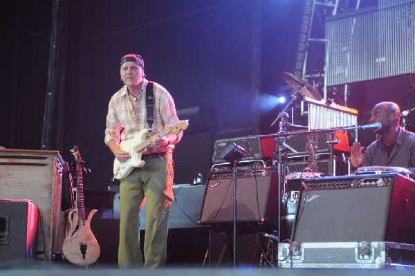 Steve Winwood at the  Verizon Wireless Amphitheater