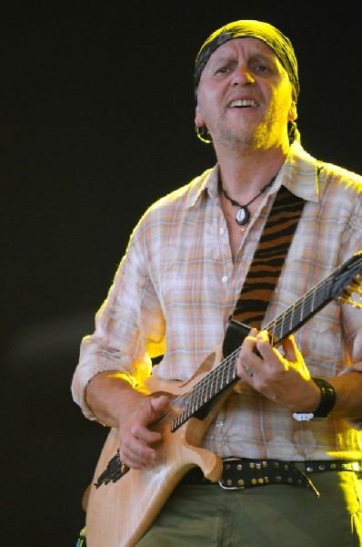 Steve Winwood at the  Verizon Wireless Amphitheater