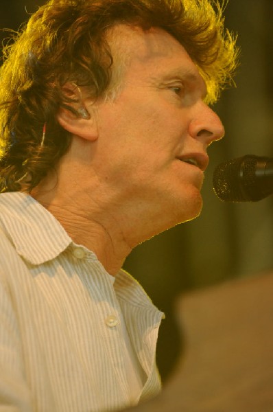 Steve Winwood at the  Verizon Wireless Amphitheater