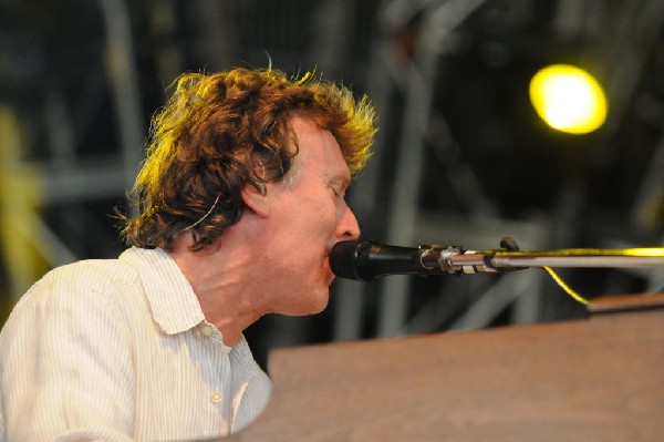 Steve Winwood at the  Verizon Wireless Amphitheater