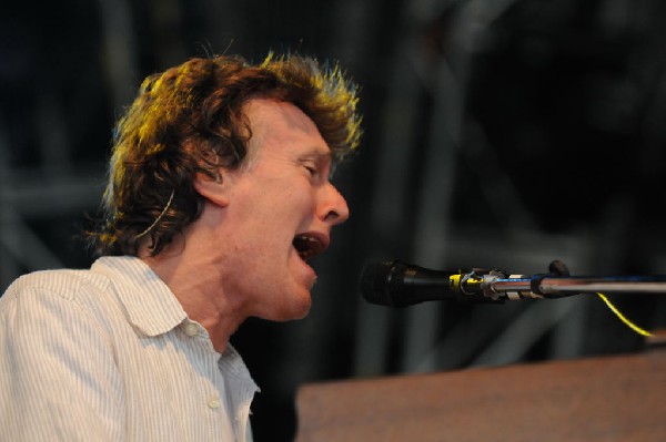 Steve Winwood at the  Verizon Wireless Amphitheater
