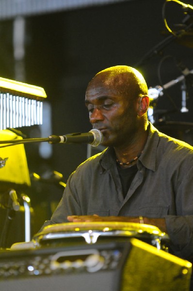 Steve Winwood at the  Verizon Wireless Amphitheater