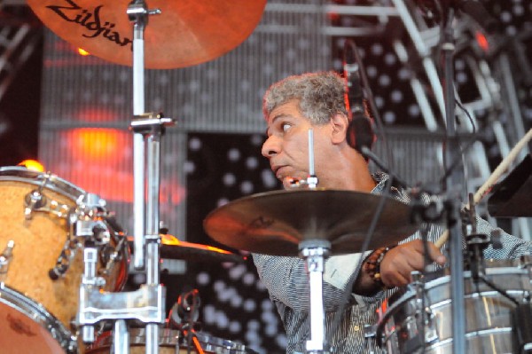 Steve Winwood at the  Verizon Wireless Amphitheater