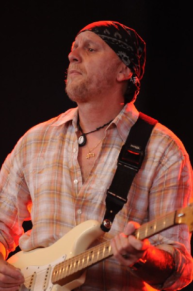 Steve Winwood at the  Verizon Wireless Amphitheater