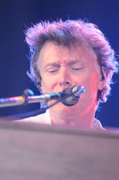 Steve Winwood at the  Verizon Wireless Amphitheater