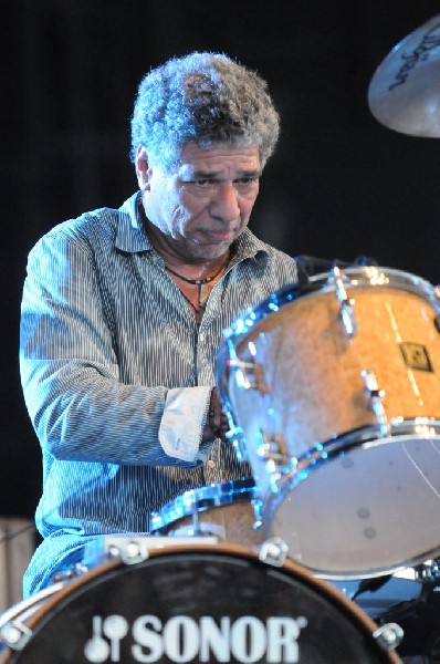 Steve Winwood at the  Verizon Wireless Amphitheater